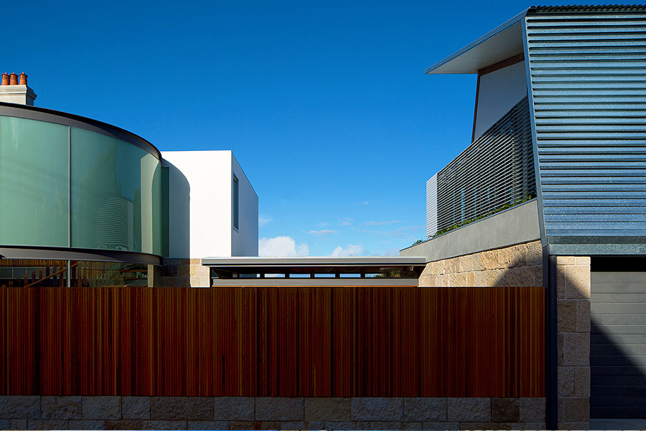 Curved Windows in Waverley Residence